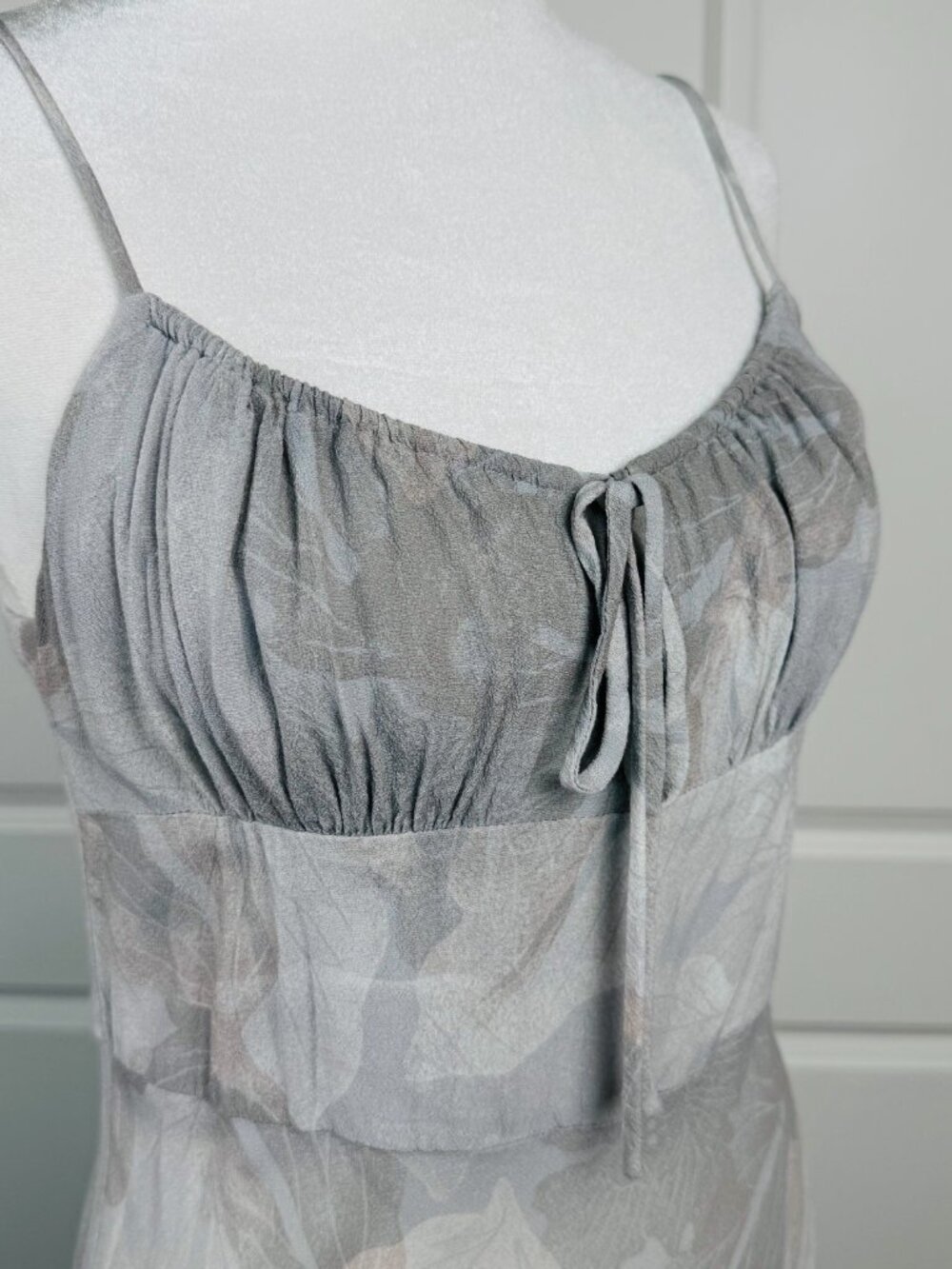 ARITZIA Wilfred Bellow Midi Sleeveless Dress, Gray Floral, Women's Size 10 - Picture 6 of 10